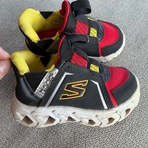 Skechers Kids' S-Lights Hypno-Flash 2.0 Vexlux sneakers Red, Black, Yellow 5 C